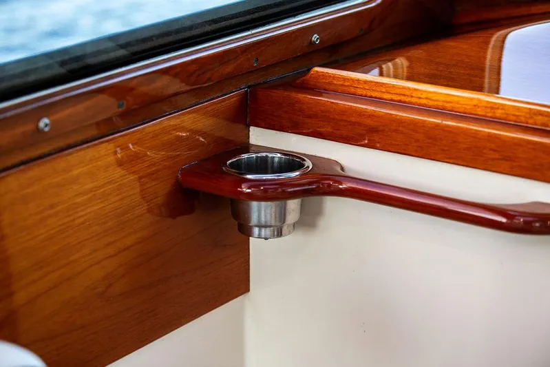 Kristine Yacht Photos Pics 