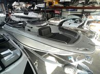 2023 Jeanneau 7.5 CC Serie 3