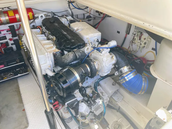 Busted Assets Yacht Photos Pics 