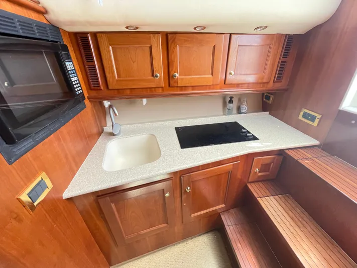 Busted Assets Yacht Photos Pics 