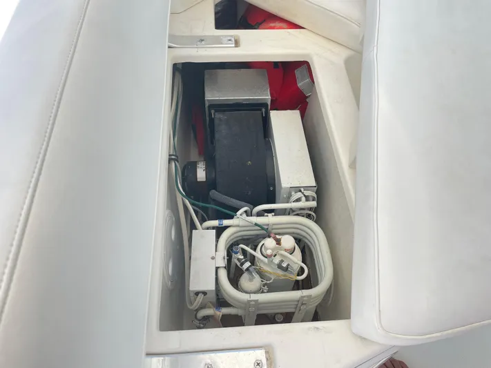 Busted Assets Yacht Photos Pics 