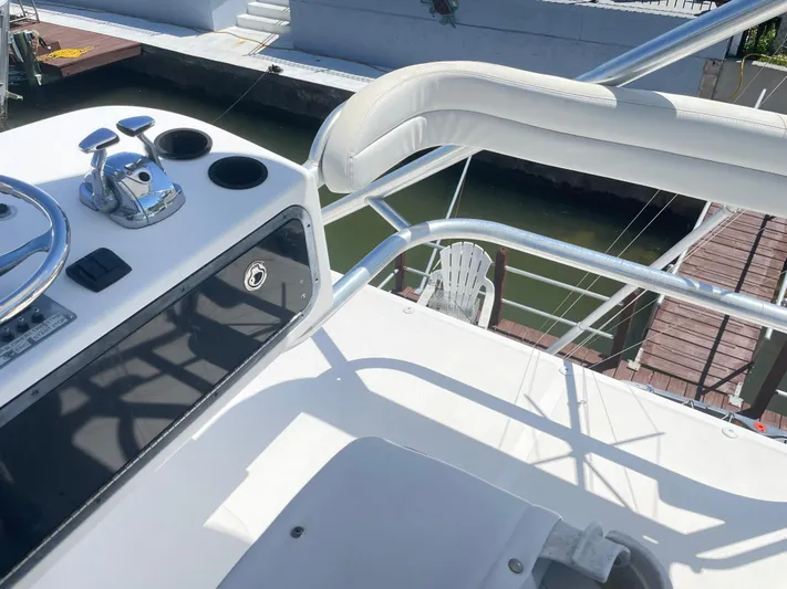 Busted Assets Yacht Photos Pics 