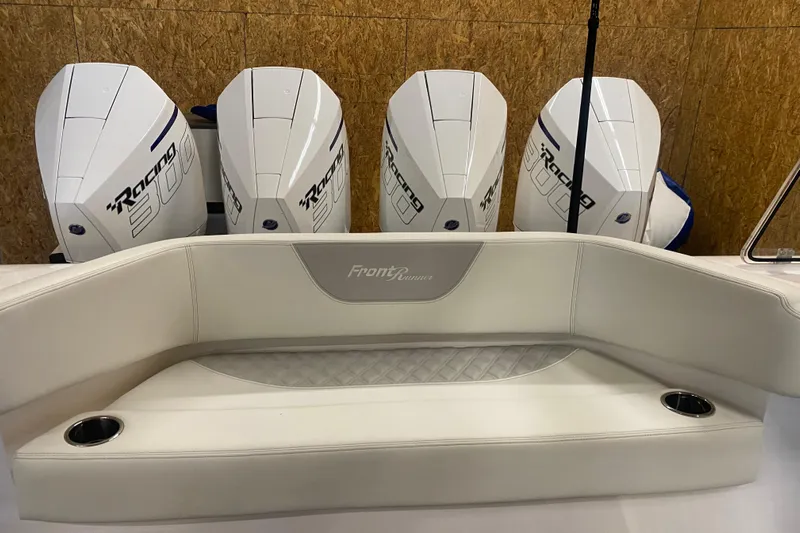  Yacht Photos Pics 2022 Front Runner 39 CC boat with four powerful Racing 300 engines and luxurious seating.