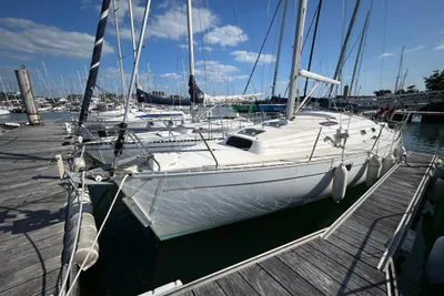 1998 Beneteau Oceanis Clipper 321