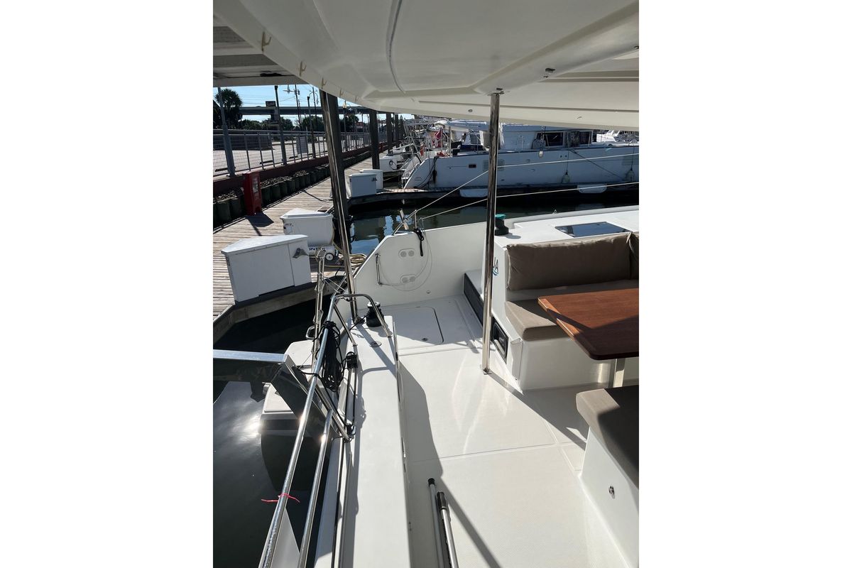 2018 Fountaine Pajot 44