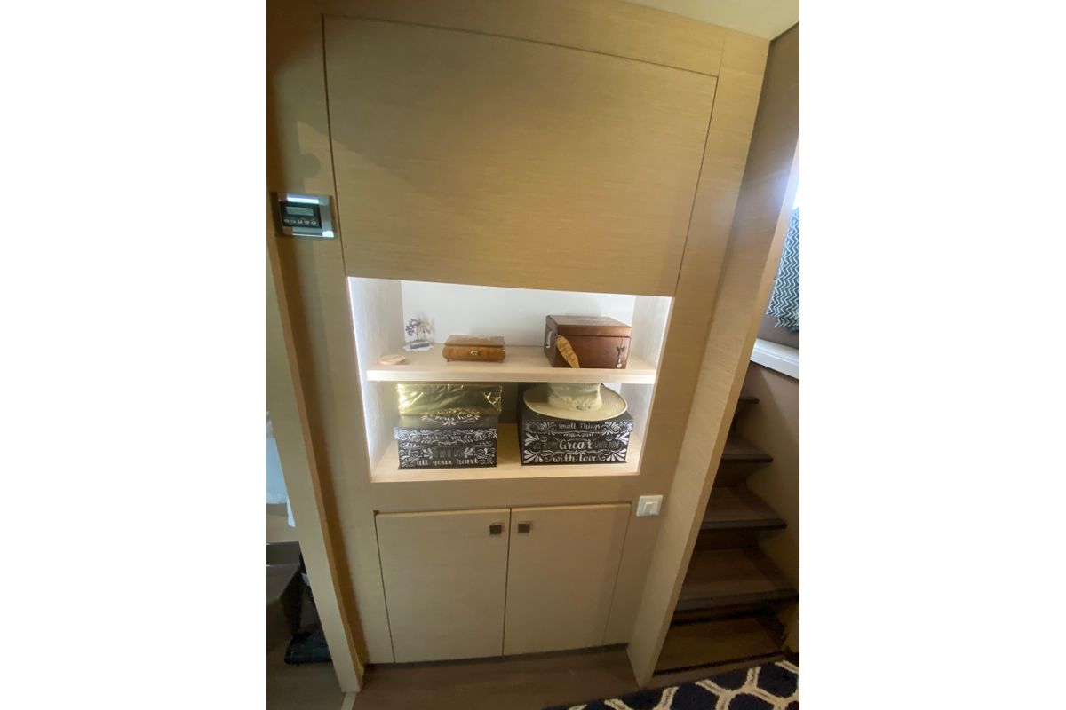 2018 Fountaine Pajot 44