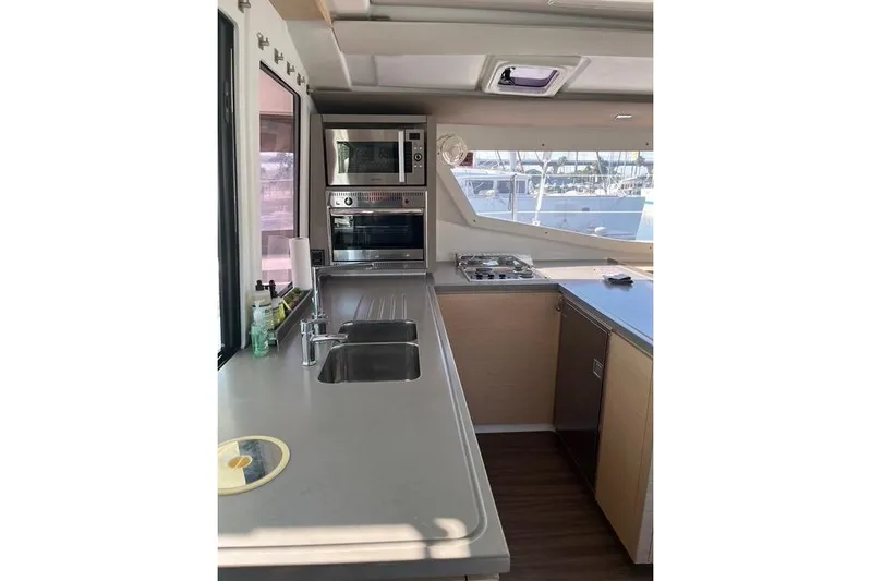 Akua Yacht Photos Pics Modern kitchen interior of 2018 Fountaine Pajot Helia 44 Evolution catamaran.