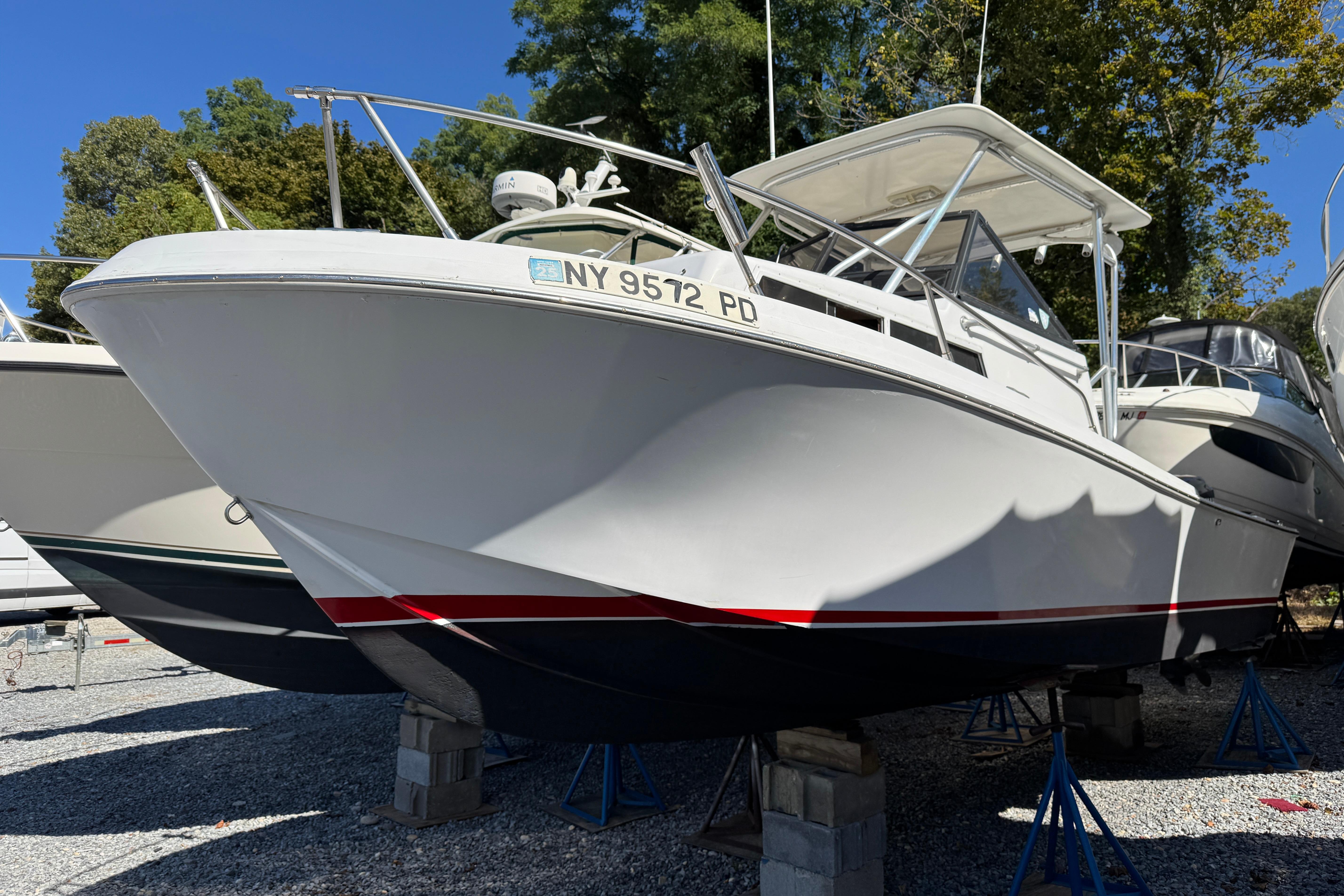 Mako 233 Walk Around