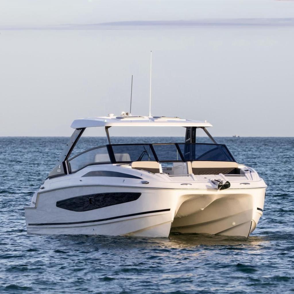 2025 Aquila 32 Sport