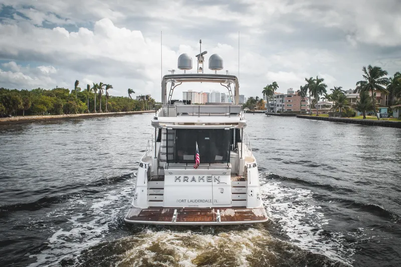  Yacht Photos Pics 2017 Sea Ray L650 Fly yacht cruising in a scenic waterway.