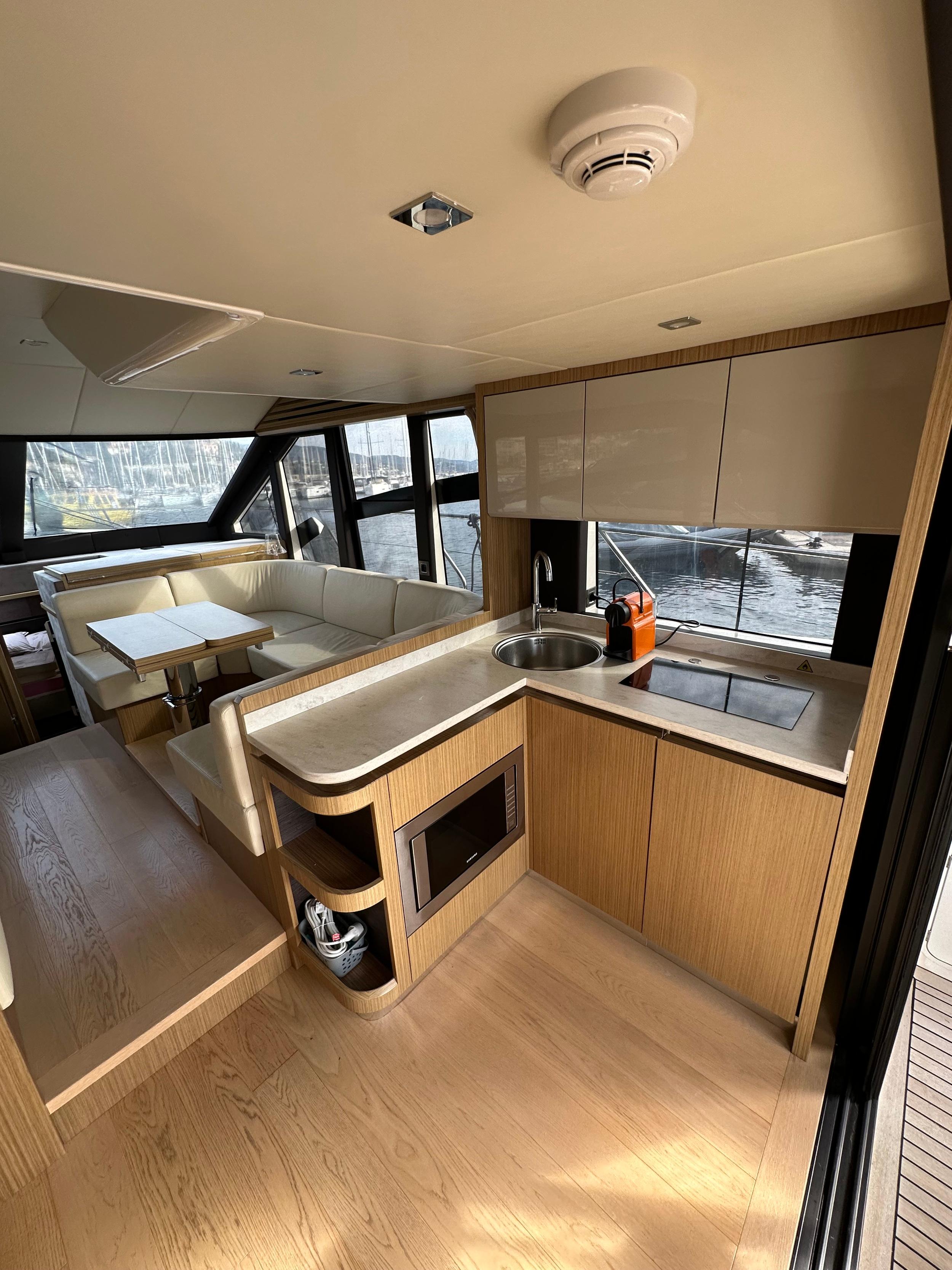 2018 Absolute 45 FLY