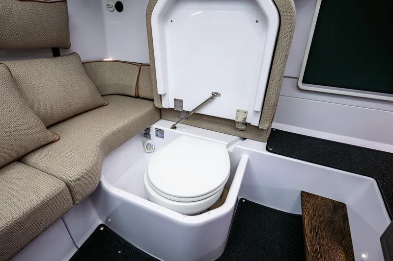 Aqvavit Yacht Photos Pics 