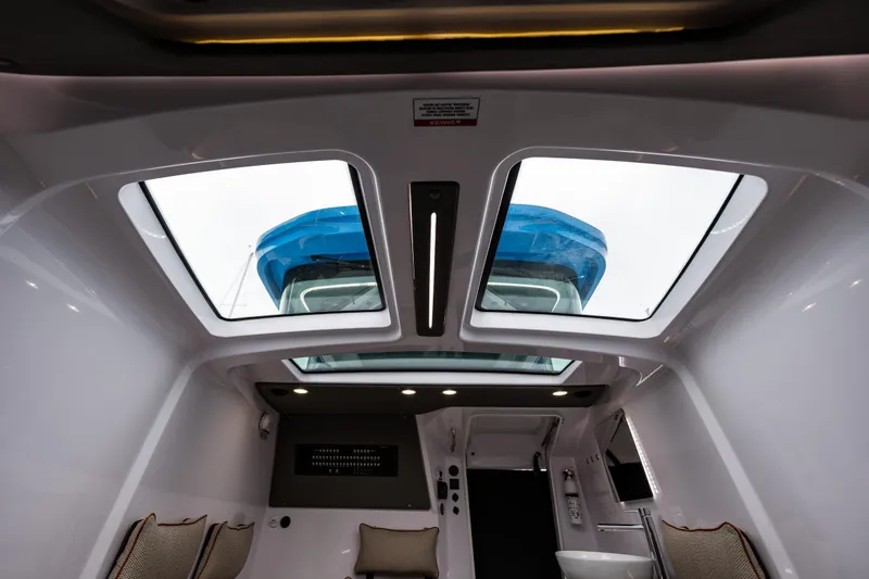 Aqvavit Yacht Photos Pics 