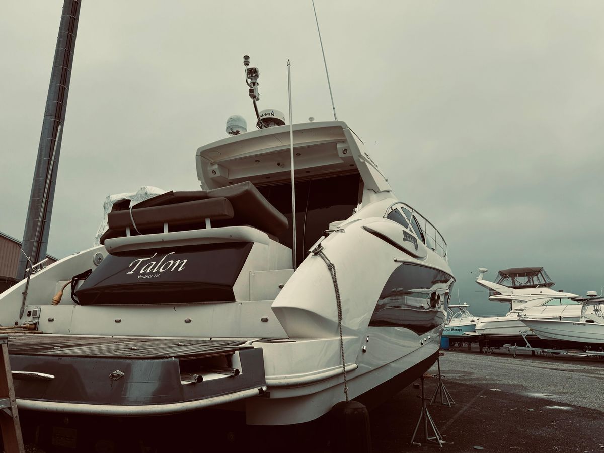 2009 Azimut 50 
