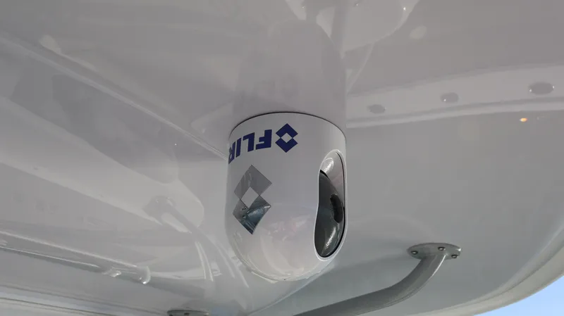  Yacht Photos Pics FLIR camera mounted on Freeman 47 boat, 2021 model.