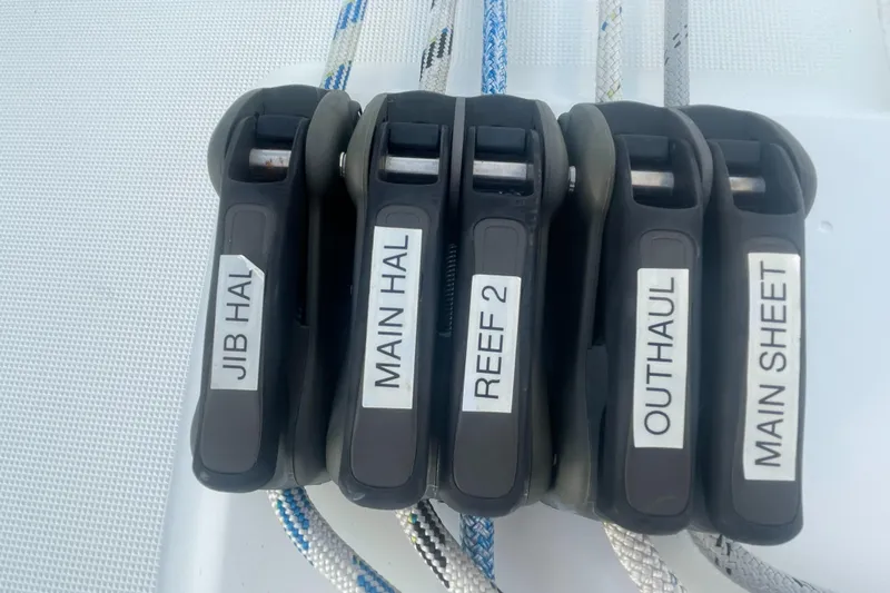 Cutting Edge Yacht Photos Pics Sailing rigging controls on a 2023 Beneteau Oceanis 34.1 yacht.