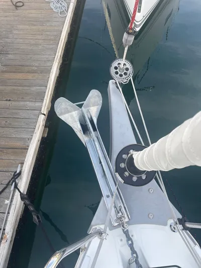 Cutting Edge Yacht Photos Pics Bow of 2023 Beneteau Oceanis 34.1 yacht docked at marina.