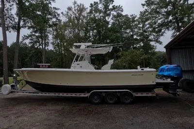 Regulator 34 Center Console