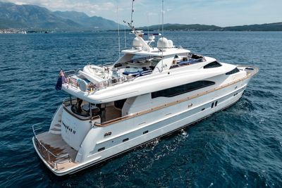 Yacht