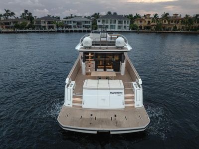 Yacht