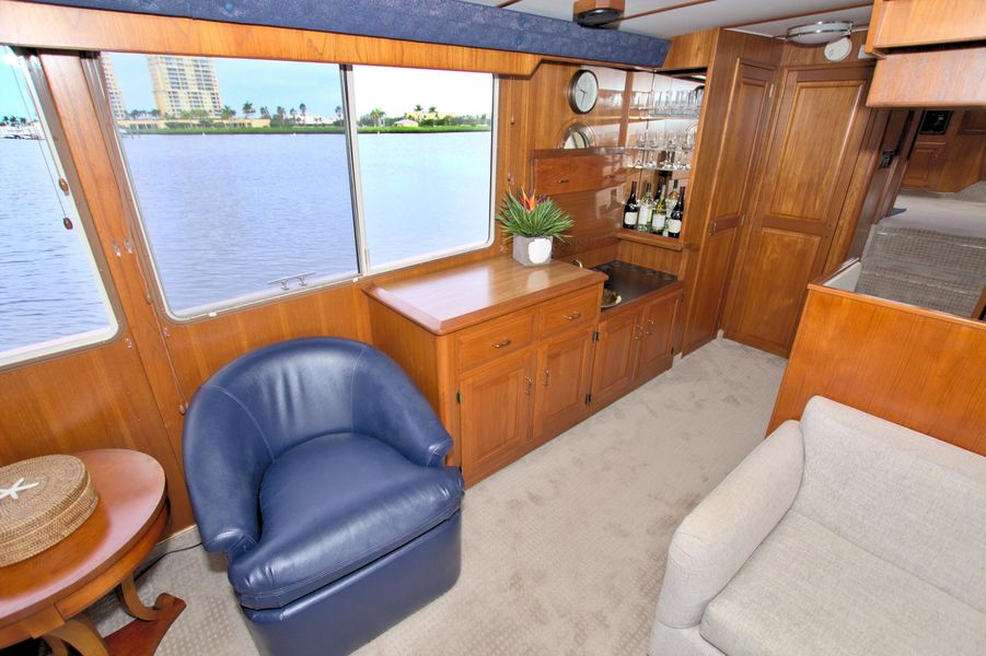 1989 Tollycraft 61 Pilothouse Motor Yacht