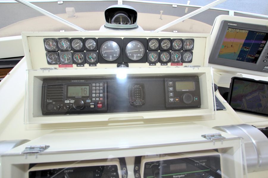 1989 Tollycraft 61 Pilothouse Motor Yacht