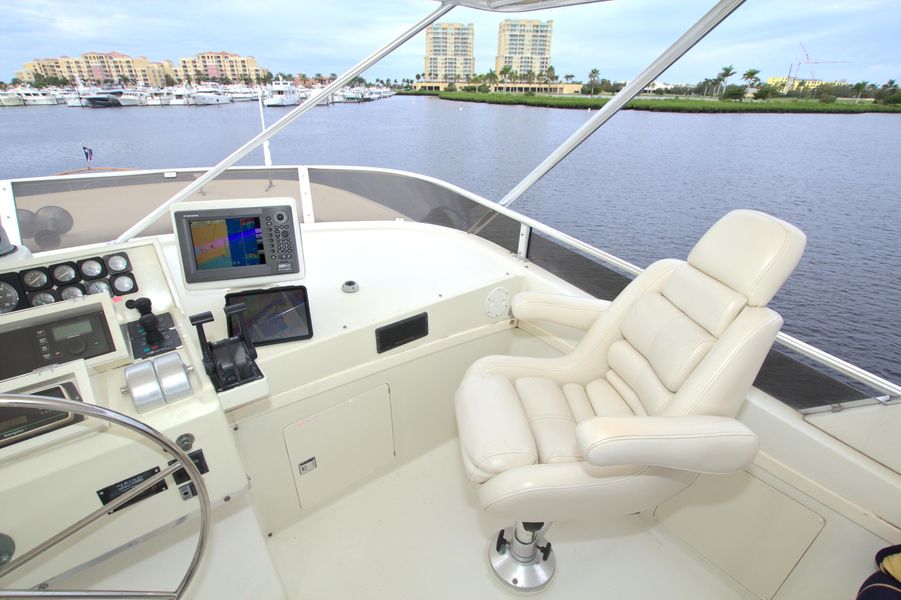 1989 Tollycraft 61 Pilothouse Motor Yacht