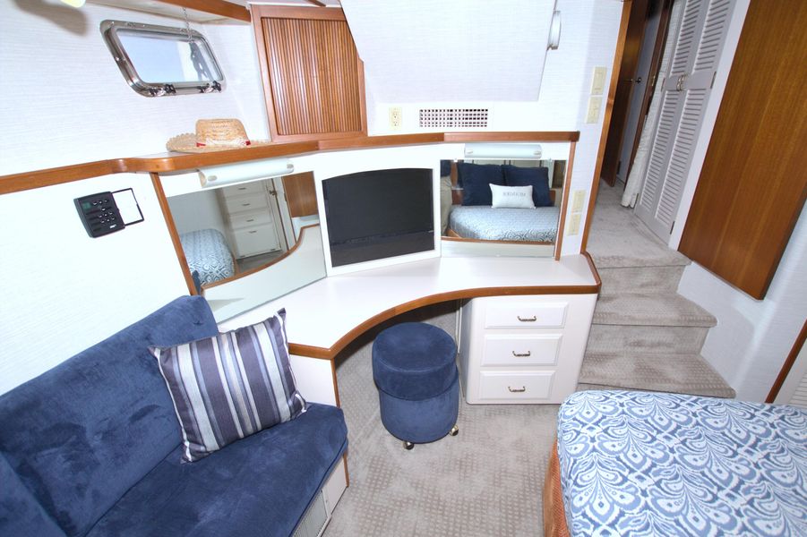 1989 Tollycraft 61 Pilothouse Motor Yacht