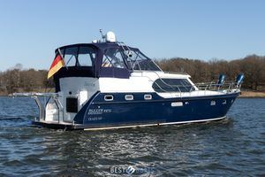 2010 Succes 115