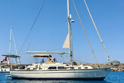 Island Packet 465
