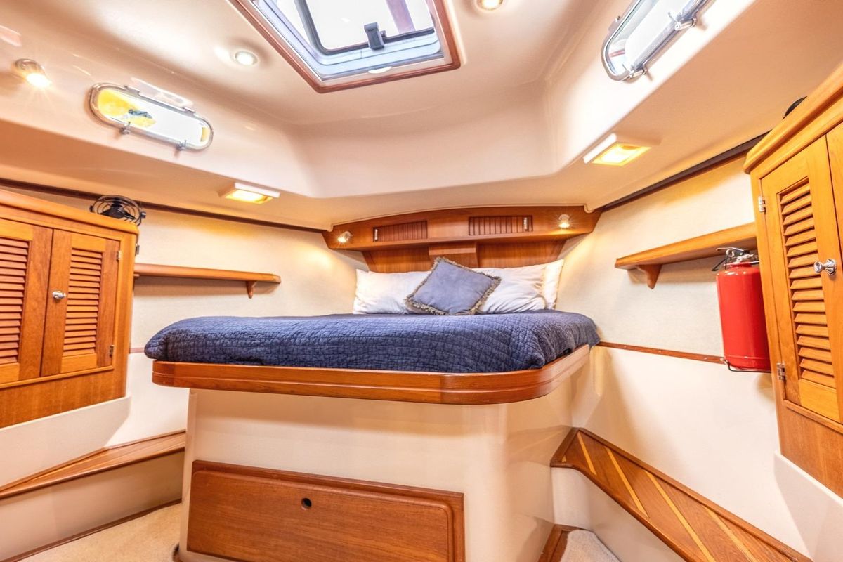 2008 Island Packet 48 