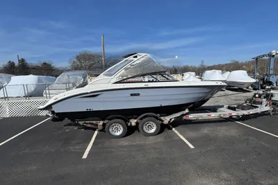 Sea Ray 250 SDX