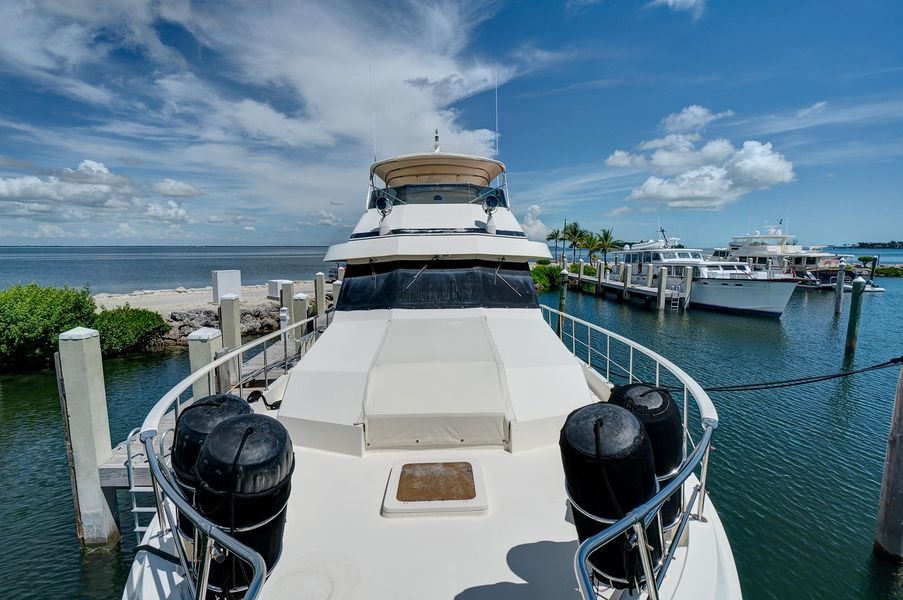 1988 Hatteras 70 Motor Yacht