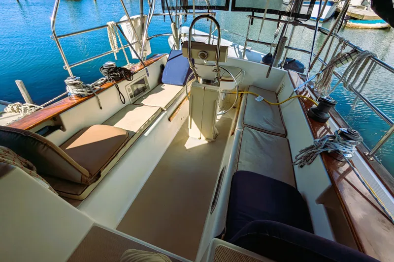 Halcyon Yacht Photos Pics 