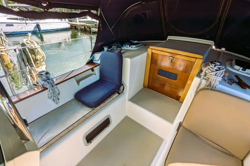 Halcyon Yacht Photos Pics 