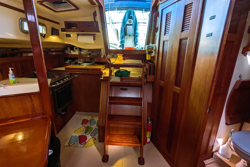 Halcyon Yacht Photos Pics 