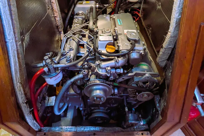 Halcyon Yacht Photos Pics 