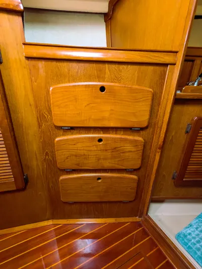 Halcyon Yacht Photos Pics 