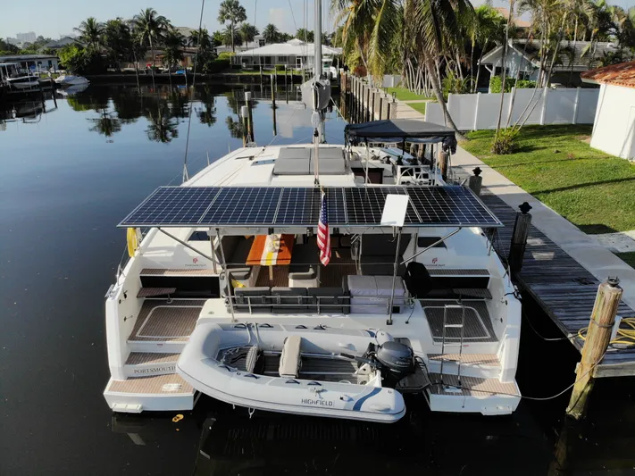 Serendipity Yacht Photos Pics 