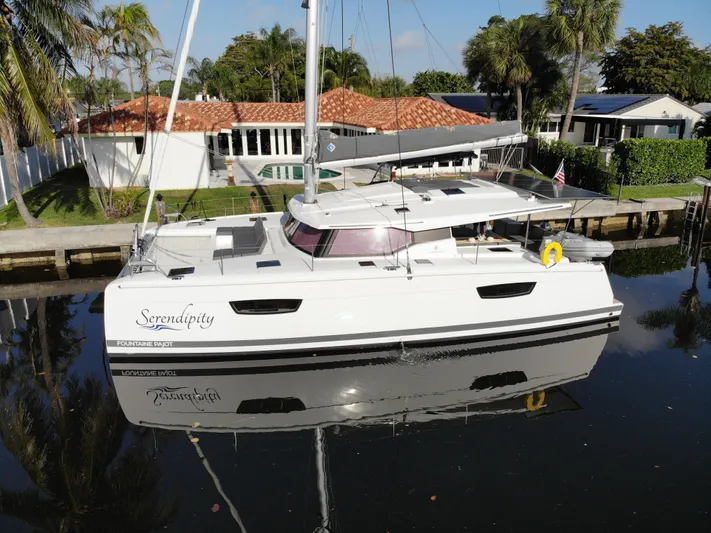 Serendipity Yacht Photos Pics 