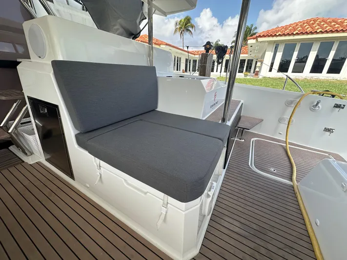 Serendipity Yacht Photos Pics 