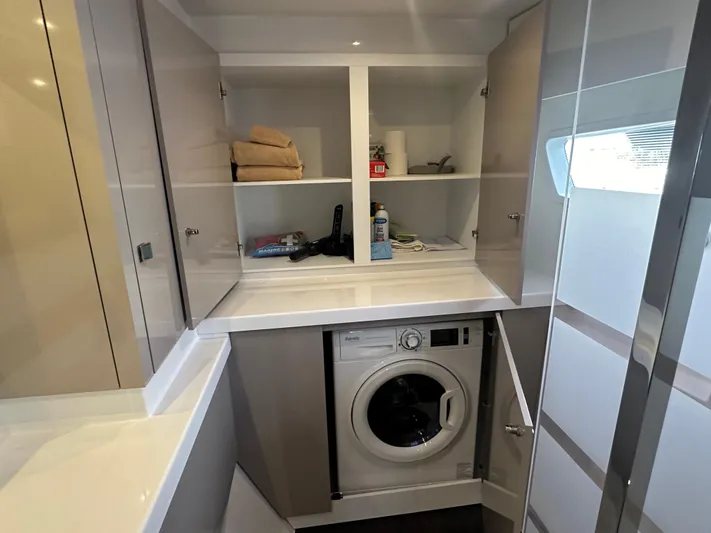 Serendipity Yacht Photos Pics 