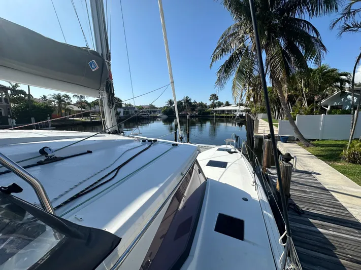 Serendipity Yacht Photos Pics 