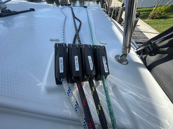 Serendipity Yacht Photos Pics 