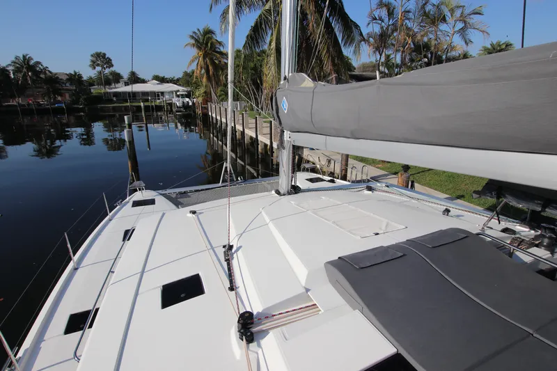 Serendipity Yacht Photos Pics 