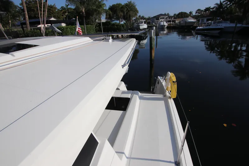 Serendipity Yacht Photos Pics 