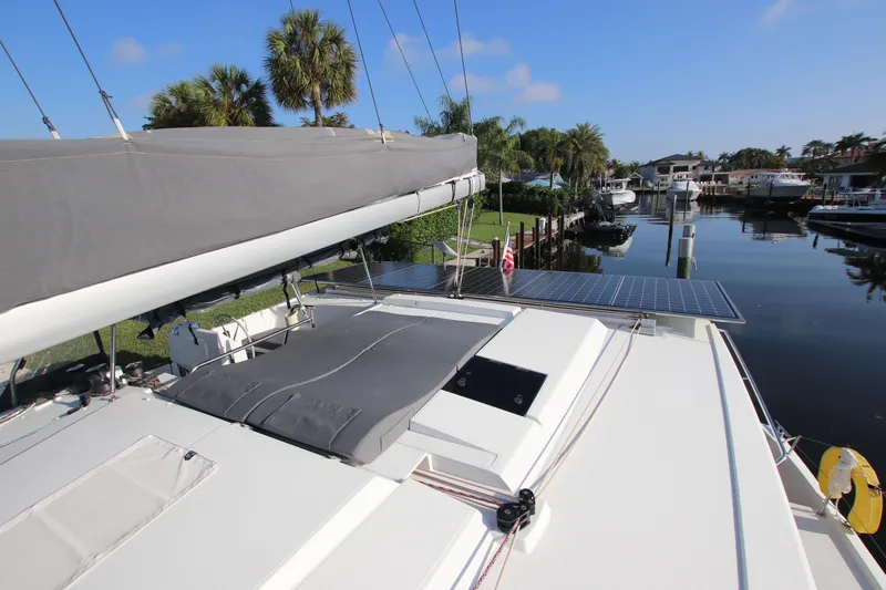 Serendipity Yacht Photos Pics 