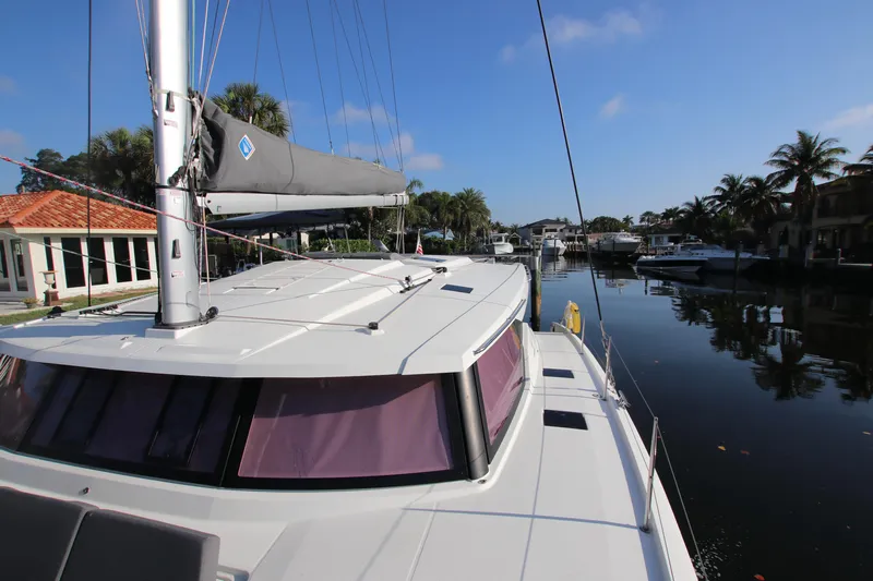 Serendipity Yacht Photos Pics 