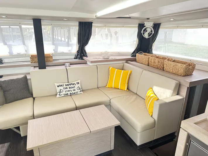 Serendipity Yacht Photos Pics 