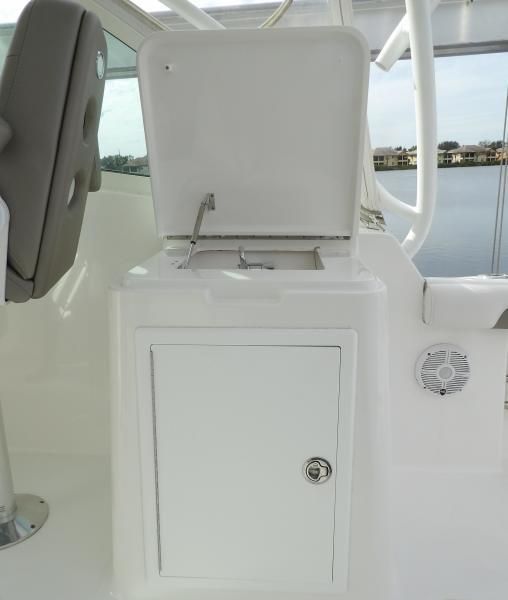 2020 Albemarle 27 Dual Console